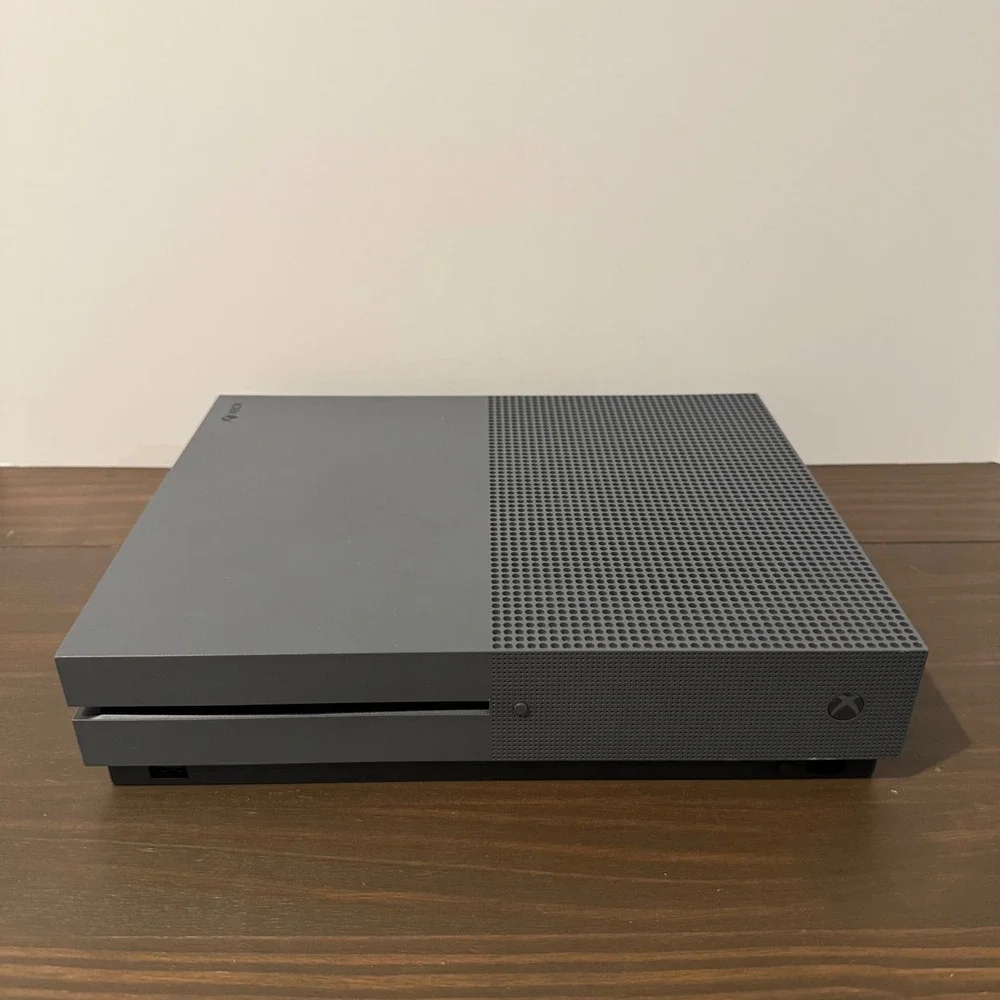 Microsoft Xbox One S 500GB Storm Grey Console Model 1681 Bundle 5 Games Tested